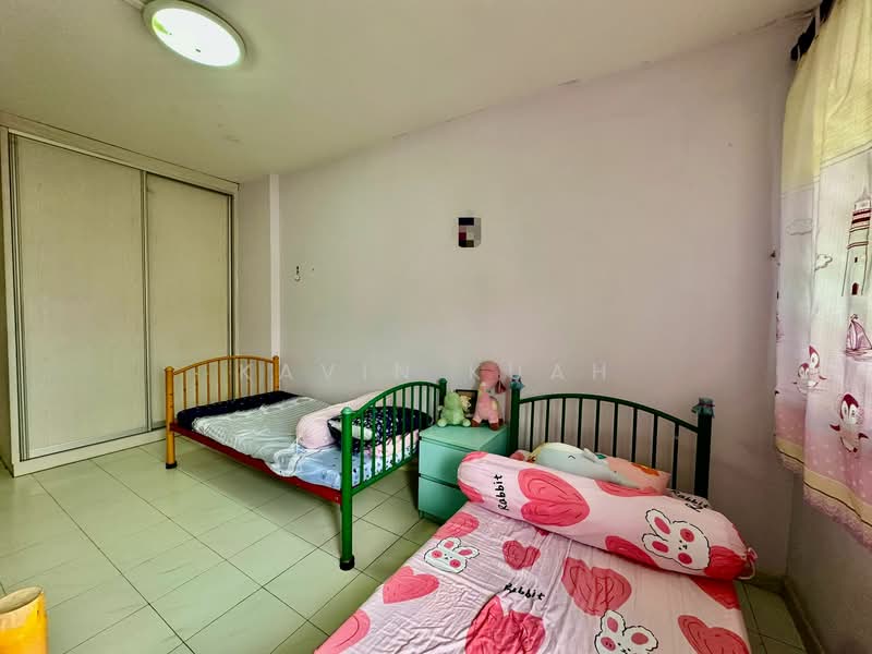 109 Simei Street 1 HDB Flat For Sale at S$ 670,000 | PropertyGuru Singapore - Bedroom