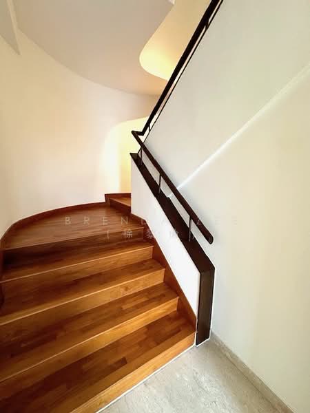 The Colonnade, 82 Grange Road, 2 Bedrooms, 2,883 sqft, Condominium For Rent, by Brenda Zee (徐黎倫), 500091443 - Staircase to Level 2 - PropertyGuru.com.sg