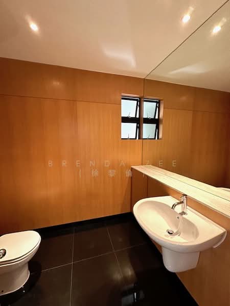 The Colonnade, 82 Grange Road, 2 Bedrooms, 2,883 sqft, Condominium For Rent, by Brenda Zee (徐黎倫), 500091443 - Bathroom - PropertyGuru.com.sg