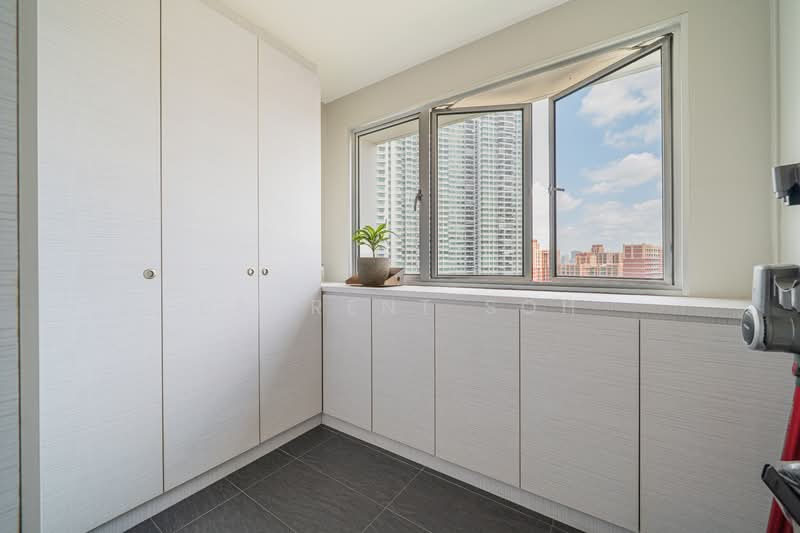 85C Lorong 4 Toa Payoh HDB Flat For Sale at S$ 478,888 | PropertyGuru Singapore - Utility Room 
