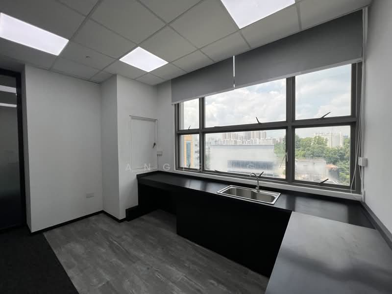 The Spire, 10 Bukit Batok Crescent, 1,410 sqft, Light Industrial (B1) For Sale, by Angie Ng, 500091451 - Interior - CommercialGuru.com.sg