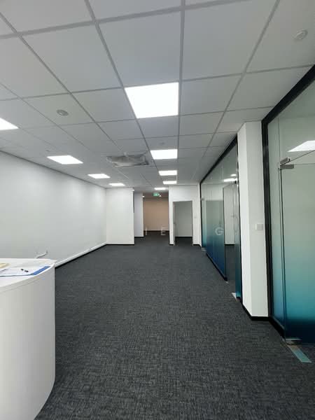 The Spire, 10 Bukit Batok Crescent, 1,410 sqft, Light Industrial (B1) For Sale, by Angie Ng, 500091451 - Interior - CommercialGuru.com.sg