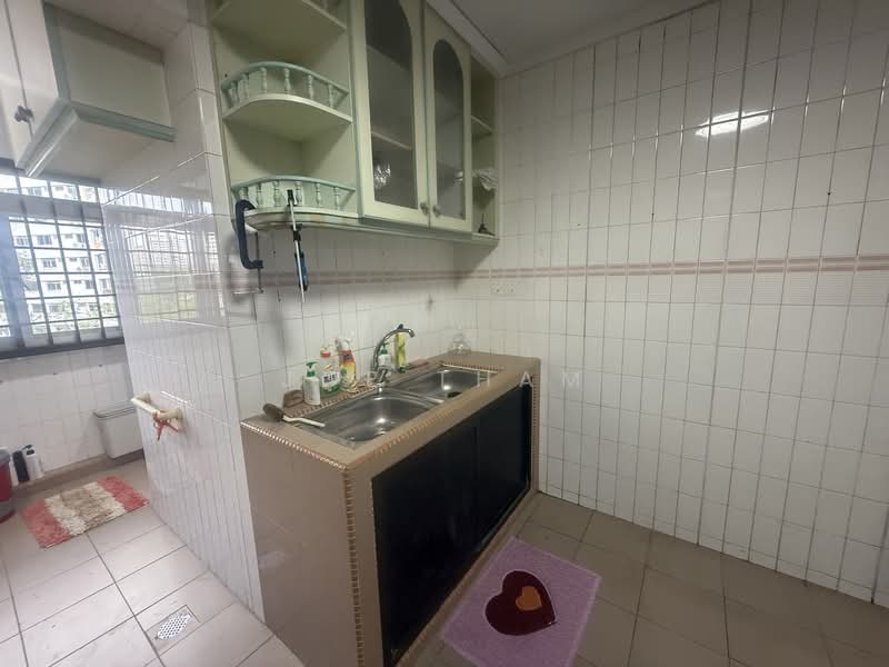 219 Choa Chu Kang Central, 219 Choa Chu Kang Central, 3 Bedrooms, 106 sqft, HDB Flat For Rent, by Joe Tham, 500091454 - Kitchen - PropertyGuru.com.sg