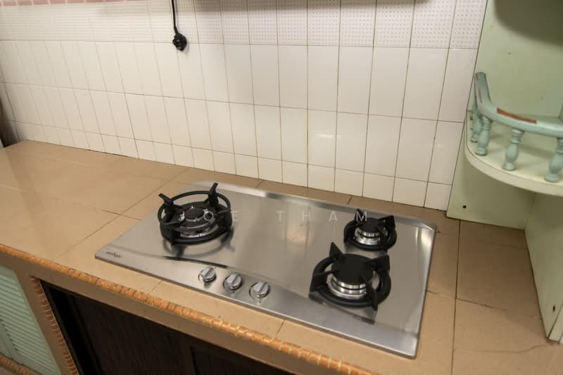 219 Choa Chu Kang Central, 219 Choa Chu Kang Central, 3 Bedrooms, 106 sqft, HDB Flat For Rent, by Joe Tham, 500091454 - Kitchen - PropertyGuru.com.sg