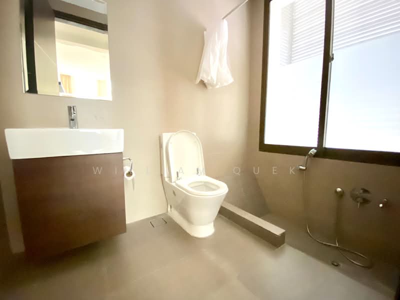 The Ambience Detached House For Sale at S$ 3,220,000 | PropertyGuru Singapore - Bathroom