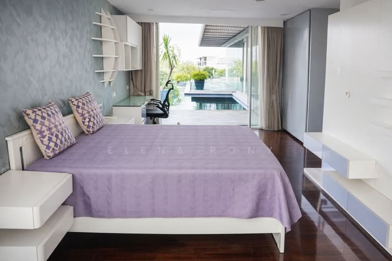 Sentosa Cove Detached House For Sale at S$ 15,600,000 | PropertyGuru Singapore - Junior Master Bedroom