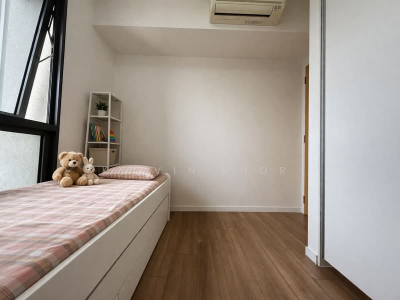 The Lakefront Residences Condominium For Sale at S$ 1,390,000 | PropertyGuru Singapore - Bedroom