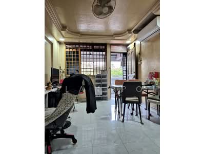 For Sale - 679 Hougang Avenue 8