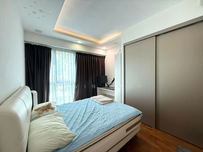 Eight Courtyards Condominium For Sale at S$ 1,150,000 | PropertyGuru Singapore - Bedroom