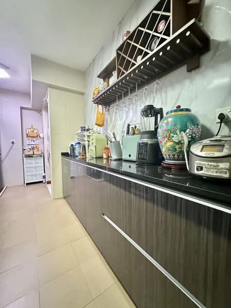 336C Anchorvale Crescent HDB Flat For Sale at S$ 890,000 | PropertyGuru Singapore - Kitchen