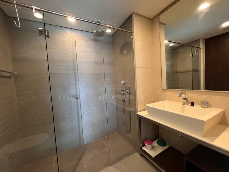 The Sail @ Marina Bay, 2 Marina Boulevard, 2 Bedrooms, 1,033 sqft, Condominium For Rent, by Toh May Kee, 500091520 - Bathroom - PropertyGuru.com.sg