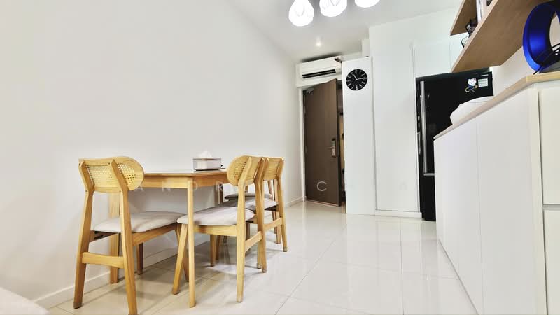 Treasure at Tampines Condominium For Sale at S$ 1,170,000 | PropertyGuru Singapore - Dining Room
