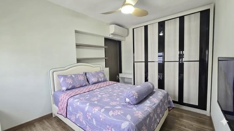 443C Bukit Batok West Avenue 8 HDB Flat For Sale at S$ 825,000 | PropertyGuru Singapore - Bedroom