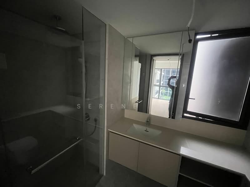 Altura, 111 Bukit Batok West Ave. 8, Room Rental, 200 sqft, Executive Condominium For Rent, by Serene Li, 500091531 - Bathroom - PropertyGuru.com.sg