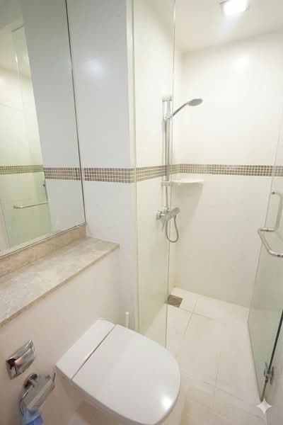 One-North Residences Apartment For Sale at S$ 1,600,000 | PropertyGuru Singapore - Bathroom