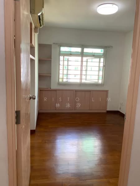 110D Punggol Field HDB Flat For Sale at S$ 638,000 | PropertyGuru Singapore - Interior