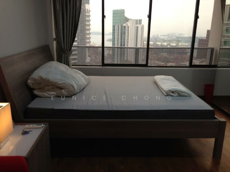 International Plaza Apartment For Sale at S$ 1,830,000 | PropertyGuru Singapore - Bedroom