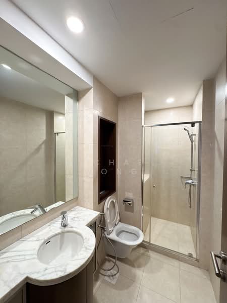 Newton 18 Apartment For Sale at S$ 2,180,000 | PropertyGuru Singapore - Bathroom