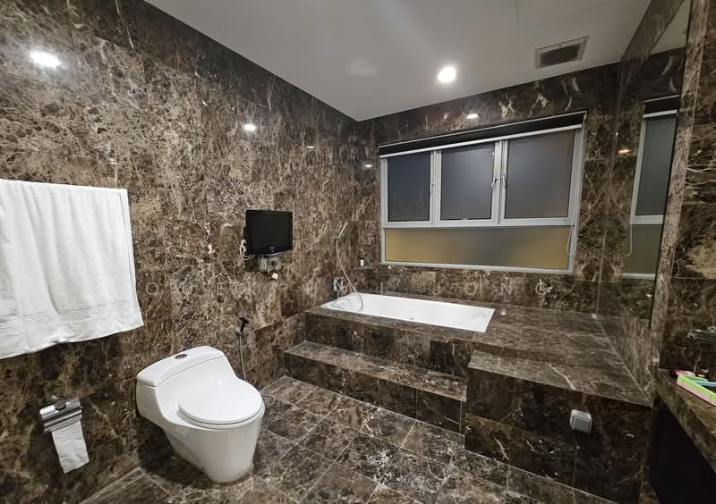 Spacious Semi-D in Serangoon Gardens Semi-Detached House For Sale at S$ 8,800,000 | PropertyGuru Singapore - Bathroom