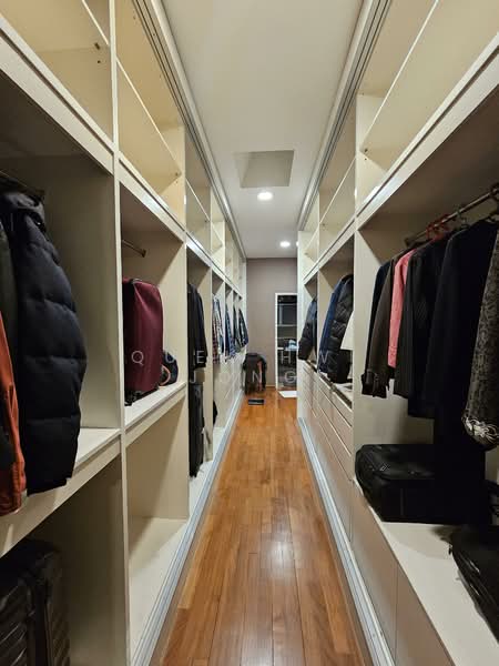 Spacious Semi-D in Serangoon Gardens Semi-Detached House For Sale at S$ 8,800,000 | PropertyGuru Singapore - Interior