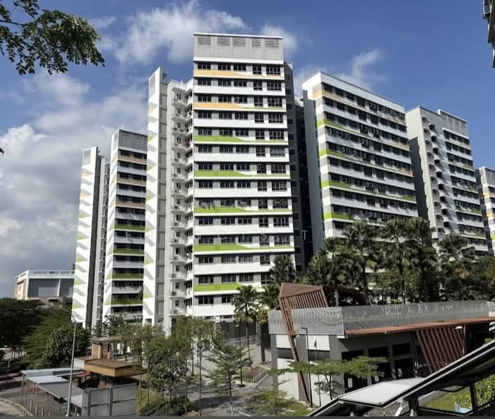 619A Tampines Street 61 HDB Flat For Sale at S$ 978,000 | PropertyGuru Singapore - Exterior