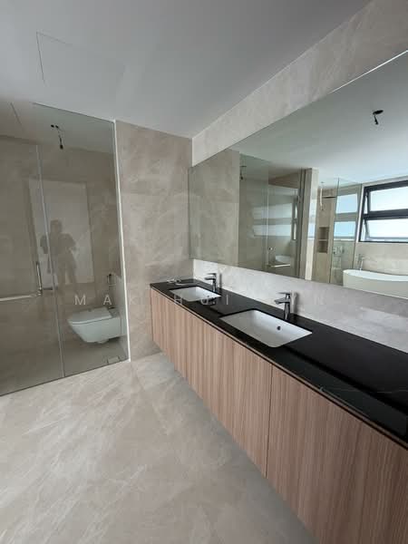 Brand New Freehold Detached with Swimming Pool, Jaccuzi and Private Lift in Braddell Height Estate Detached House For Sale at S$ 14,800,000 | PropertyGuru Singapore - Bathroom