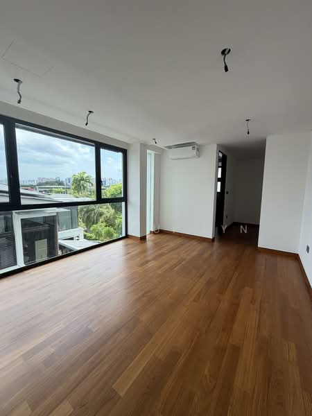 Brand New Freehold Detached with Swimming Pool, Jaccuzi and Private Lift in Braddell Height Estate Detached House For Sale at S$ 14,800,000 | PropertyGuru Singapore - Interior