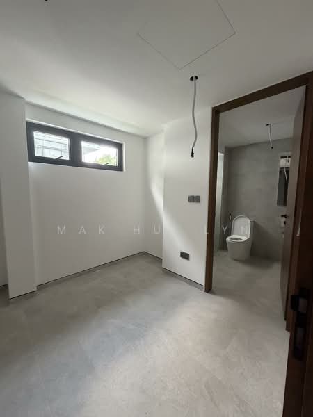 Brand New Freehold Detached with Swimming Pool, Jaccuzi and Private Lift in Braddell Height Estate Detached House For Sale at S$ 14,800,000 | PropertyGuru Singapore - Bathroom