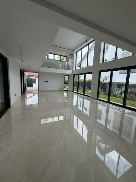 Brand New Freehold Detached with Swimming Pool, Jaccuzi and Private Lift in Braddell Height Estate Detached House For Sale at S$ 14,800,000 | PropertyGuru Singapore - Living Room