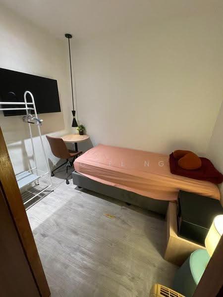 🌟 Dalhousie lane | walk up shophouse unit | foreign workers stay ok, Dalhousie lane, Farrer Park / Serangoon Rd, 5 Bedrooms, 540 sqft, Shophouse For Rent, by Rachel ng, 500091587 - Bedroom - PropertyGuru.com.sg