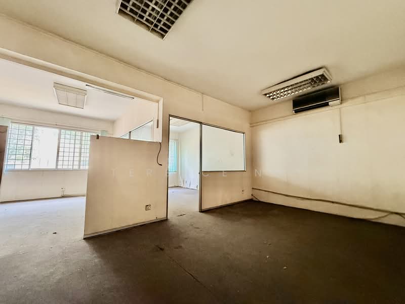 Yio Chu Kang road, Yio Chu Kang Road, 1,130 sqft, Shop / Shophouse For Rent, by Terence Ng, 500091591 - CommercialGuru.com.sg