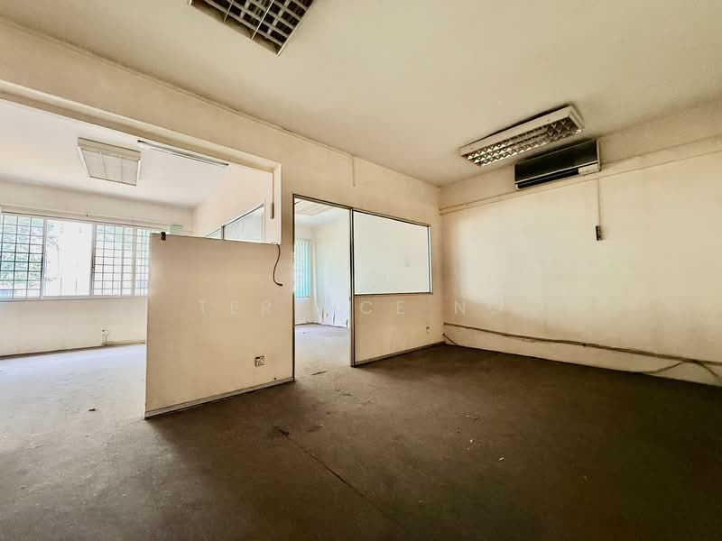 Yio Chu Kang road, Yio Chu Kang Road, 1,130 sqft, Shop / Shophouse For Rent, by Terence Ng, 500091591 - CommercialGuru.com.sg