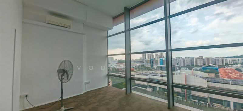 Enterprise Hub, 48 Toh Guan Road East, 3,358 sqft, Factory / Workshop (B2) For Rent, by Vod Chia, 500091595 - Meeting room - CommercialGuru.com.sg