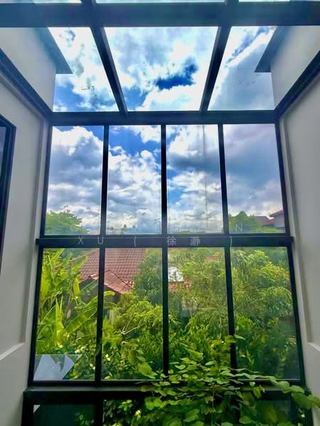 Kingsmead Almost New Home With Home Lift Bungalow House For Sale at S$ 25,700,000 | PropertyGuru Singapore - View