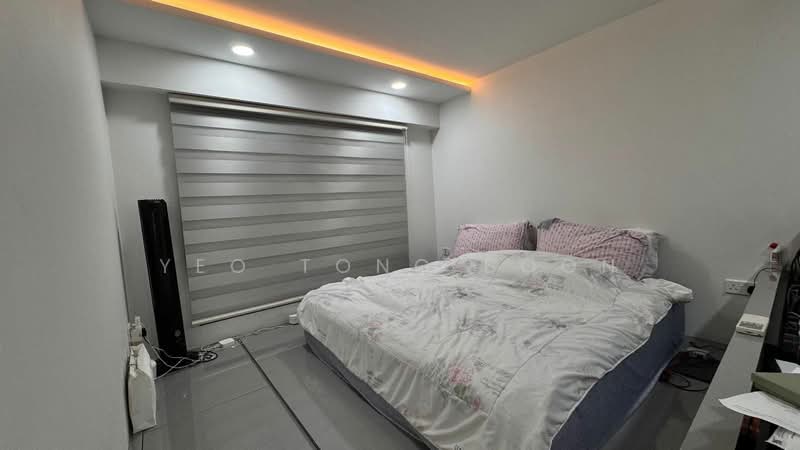 605A Tampines Street 61 HDB Flat For Sale at S$ 900,000 | PropertyGuru Singapore - Bedroom