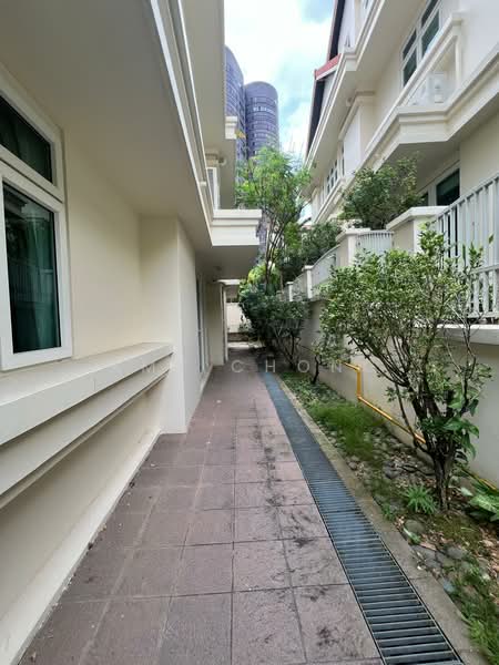 One tree hill, One tree hill, 6 Bedrooms, 3,200 sqft, Semi-Detached House For Rent, by Amy Chong, 500091613 - Exterior - PropertyGuru.com.sg