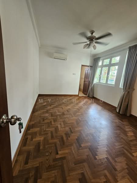 One Tree Hill mins walk to Wheelock Pl,Tanglin Mall, One tree hill, 6 Bedrooms, 3,200 sqft, Semi-Detached House For Rent, by Amy Chong, 500091613 - PropertyGuru.com.sg