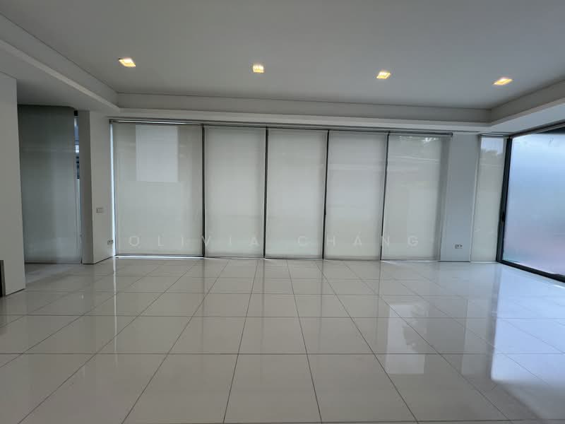 Tan Kim Cheng, Tan Kim Cheng Road, 5 Bedrooms, 7,400 sqft, Bungalow House For Rent, by Olivia Chang, 500091614 - Living Room - PropertyGuru.com.sg