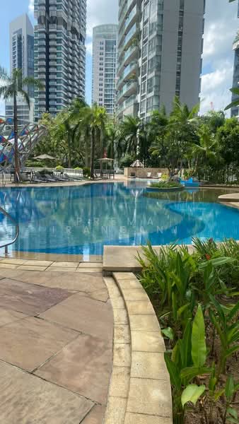 Amaryllis Ville, 20 Newton Road, 2 Bedrooms, 980 sqft, Condominium For Rent, by Prema Irangani, 500091621 - Poolside - PropertyGuru.com.sg