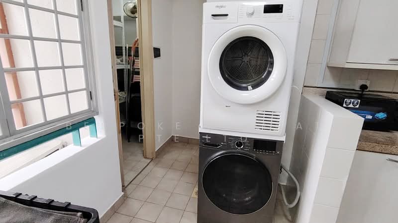 Maple Woods, 989 Bukit Timah Road, Room Rental, 100 sqft, Condominium For Rent, by Bespoke Habitat Pte Ltd, 500091638 - 06-12 SERVICE YARD - PropertyGuru.com.sg