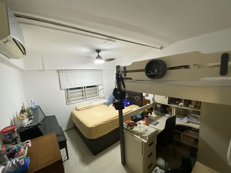 376 Clementi Avenue 4 HDB Flat For Sale at S$ 508,000 | PropertyGuru Singapore - Bedroom