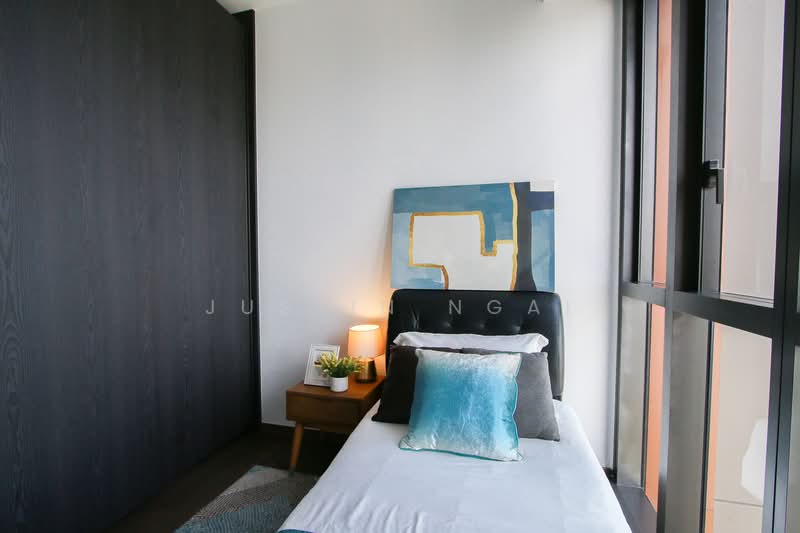 LIV @ MB Condominium For Sale at S$ 4,300,000 | PropertyGuru Singapore - Bedroom