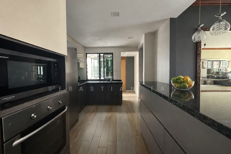 Woodsvale Condominium For Sale at S$ 1,320,000 | PropertyGuru Singapore - Kitchen