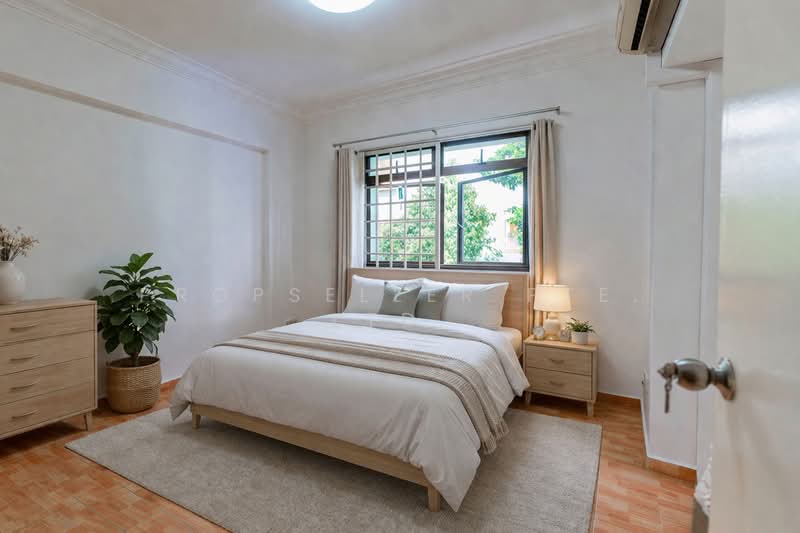 295A Compassvale Crescent HDB Flat For Sale at S$ 600,000 | PropertyGuru Singapore - Bedroom