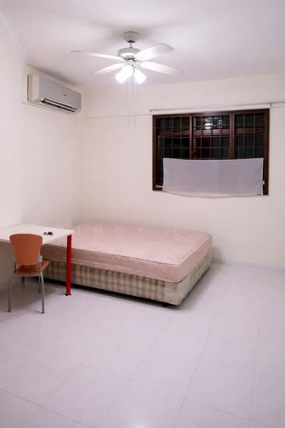 351 Clementi Avenue 2 HDB Flat For Sale at S$ 525,000 | PropertyGuru Singapore - Bedroom