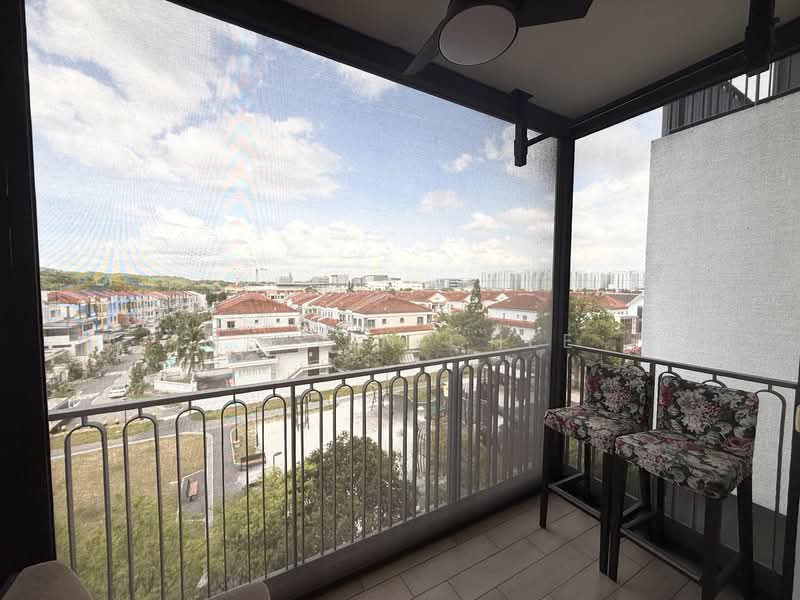 Westwood Residences EC, 188 Westwood Avenue, 4 Bedrooms, 1,238 sqft, Condominium For Rent, by Melvin Chee, 500091752 - Balcony - PropertyGuru.com.sg