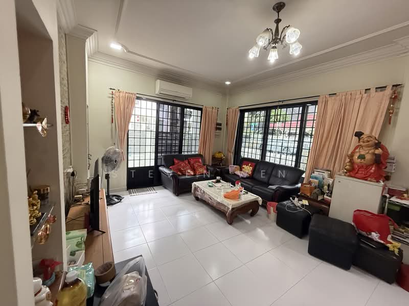 Sing avenue Apartment For Sale at S$ 3,250,000 | PropertyGuru Singapore - Living Room