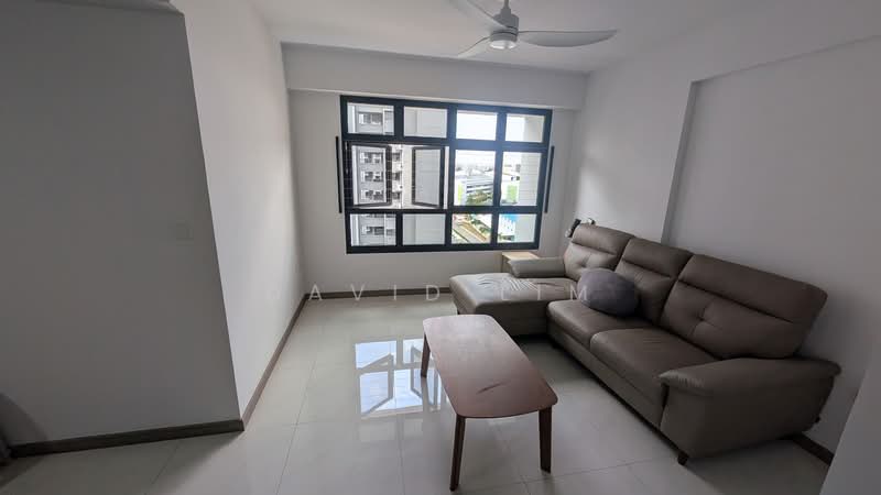 965C Tampines Street 96, 965C Tampines Street 96, 3 Bedrooms, 1,001 sqft, HDB Flat For Rent, by David Lim, 500091762 - Living Room - PropertyGuru.com.sg