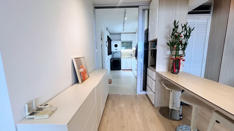 179 Bishan Street 13 HDB Flat For Sale at S$ 1,098,888 | PropertyGuru Singapore - Kitchen