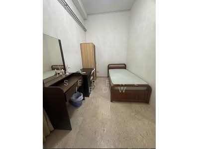 For Rent - Balmoral Plaza